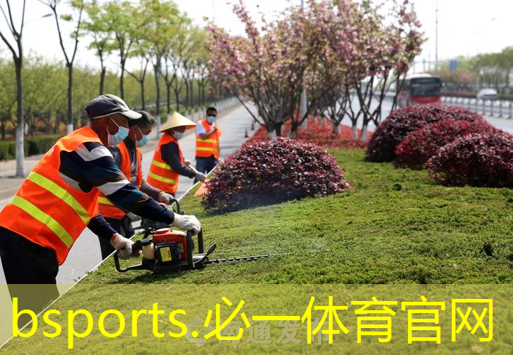 用绳子怎么固定网球拍架